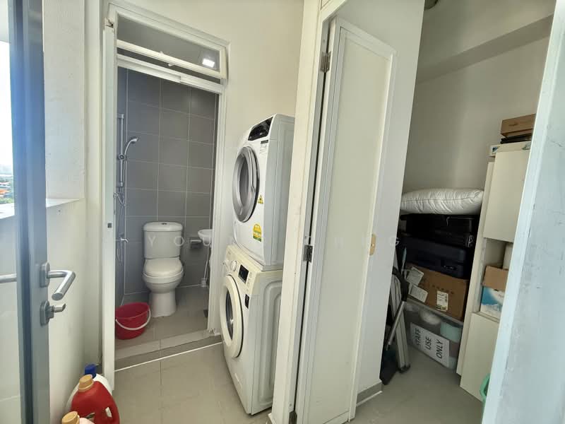 Hundred Trees, 83 West Coast Drive, Room Rental, 200 sqft, Condominium For Rent, by Young Chng, 500121012 - Bathroom - PropertyGuru.com.sg