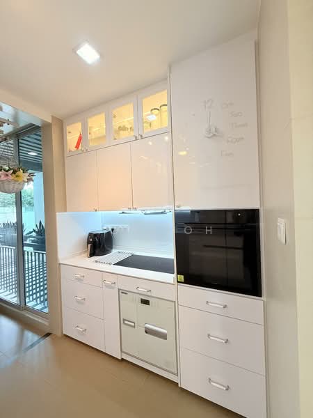 St Michael Regency, 38 St. Michael Road, 3 Bedrooms, 1,238 sqft, Condominium For Sale, by Joy Toh, 500121015 - Kitchen - PropertyGuru.com.sg