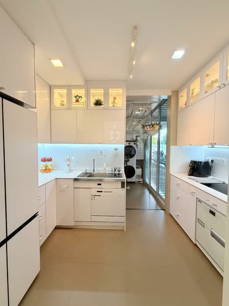 St Michael Regency, 38 St. Michael Road, 3 Bedrooms, 1,238 sqft, Condominium For Sale, by Joy Toh, 500121015 - Kitchen - PropertyGuru.com.sg