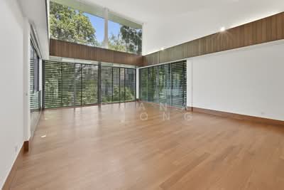 For Rent - Modern Newly Renovated 5 Bedroom GCB at Ford Avenue