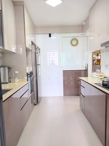 998B Buangkok Crescent, 998B Buangkok Crescent, 3 Bedrooms, 1,001 sqft, HDB Flat For Sale, by Mohammed Fiajudeen, 500121043 - Kitchen - PropertyGuru.com.sg