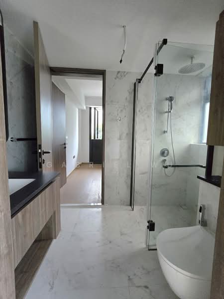 Sceneca Residence, Tanah Merah Kechil Link, 3 Bedrooms, 904 sqft, Condominium For Rent, by Gabriel Wu, 500121055 - Bathroom - PropertyGuru.com.sg