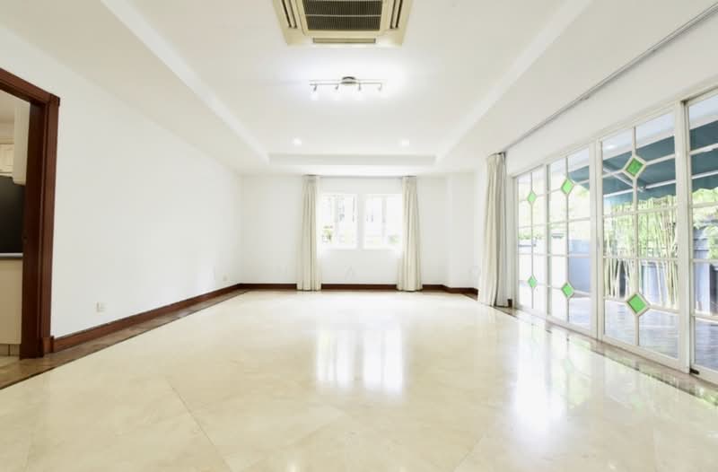Gentle Villas, Gentle Drive, 5 Bedrooms, 7,382 sqft, Detached House For Rent, by Lynda Teo, 500121073 - Living Room - PropertyGuru.com.sg