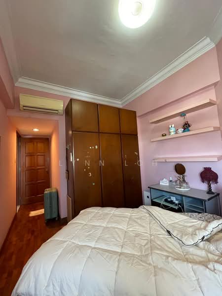 Simsville, 2 Geylang East Avenue 2, 3 Bedrooms, 1,249 sqft, Condominium For Sale, by Lynn Loh, 500121074 - PropertyGuru.com.sg