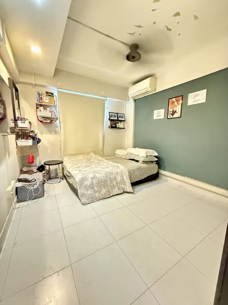 554 Bedok North Street 3, 554 Bedok North Street 3, 2 Bedrooms, 731 sqft, HDB Flat For Sale, by Mohd Jabbaar Bin Kamsani, 500121075 - Bedroom - PropertyGuru.com.sg