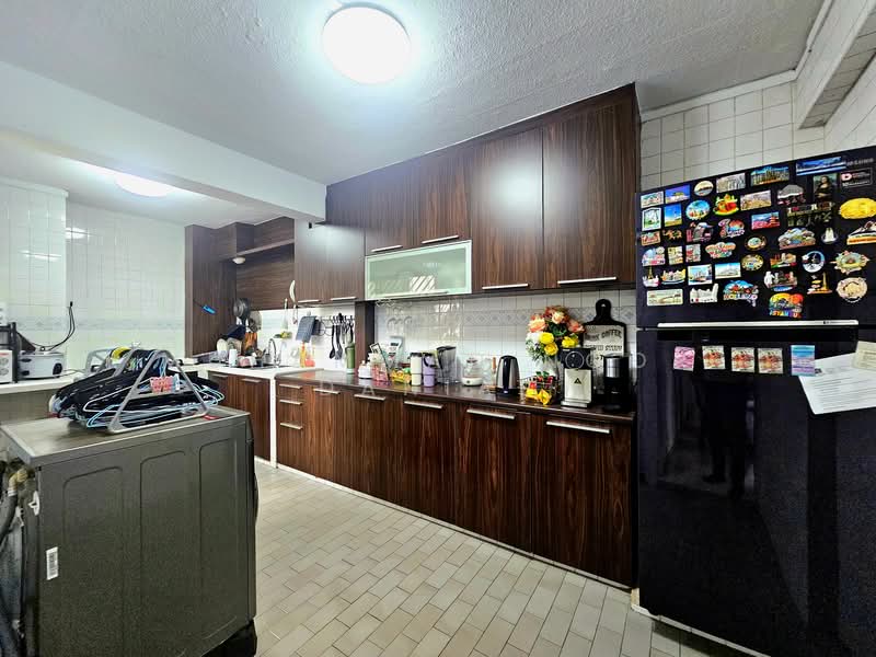 102 Jalan Dusun, 102 Jalan Dusun, 3 Bedrooms, 1,270 sqft, HDB Flat For Rent, by Muhammad Noor Danial, 500121086 - Kitchen - PropertyGuru.com.sg