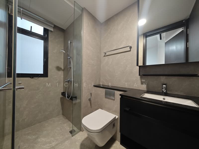 Park Colonial, 2 Woodleigh Lane, 4 Bedrooms, 1,249 sqft, Condominium For Rent, by Michelle Tan, 500121112 - Bathroom - PropertyGuru.com.sg