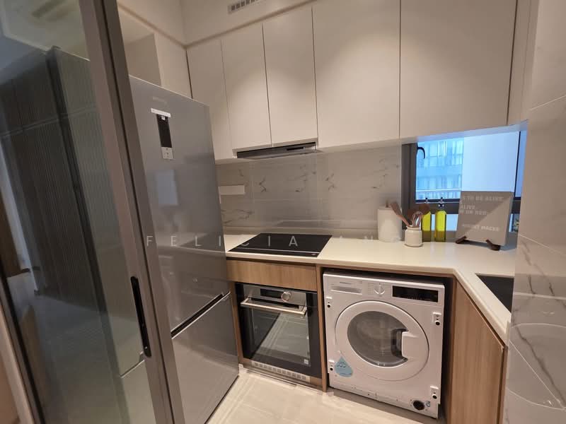 Sanctuary @ Newton, 2 Surrey Rd, 2 Bedrooms, 775 sqft, Condominium For Rent, by Felicia Ang, 500121113 - Kitchen - PropertyGuru.com.sg