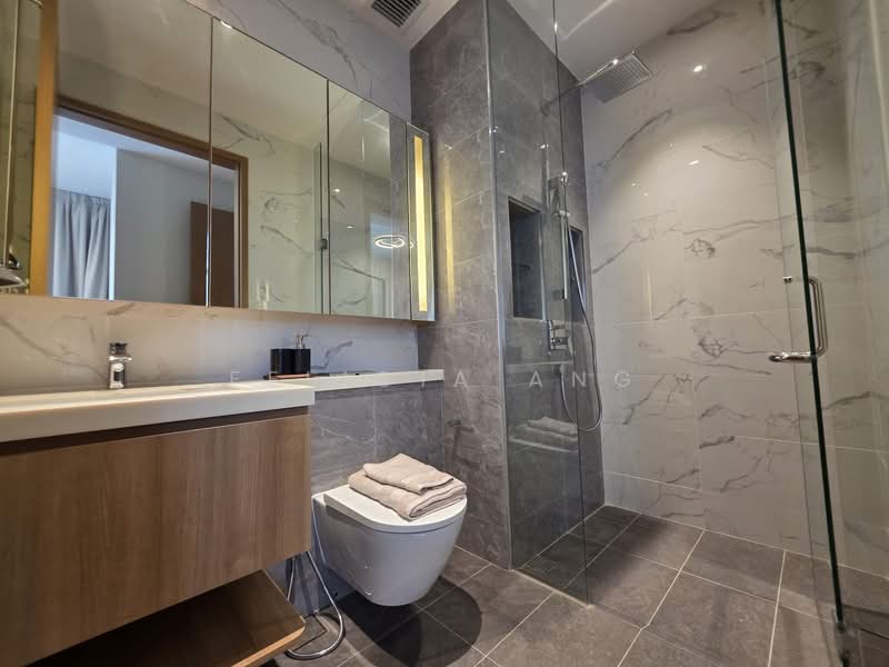 Sanctuary @ Newton, 2 Surrey Rd, 2 Bedrooms, 775 sqft, Condominium For Rent, by Felicia Ang, 500121113 - Bathroom - PropertyGuru.com.sg