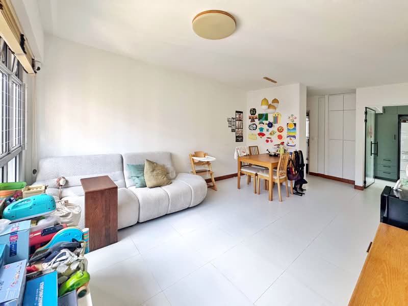 326D Anchorvale Road, 326D Anchorvale Road, 3 Bedrooms, 990 sqft, HDB Flat For Sale, by Samuel Ong, 500121118 - Living Room - PropertyGuru.com.sg