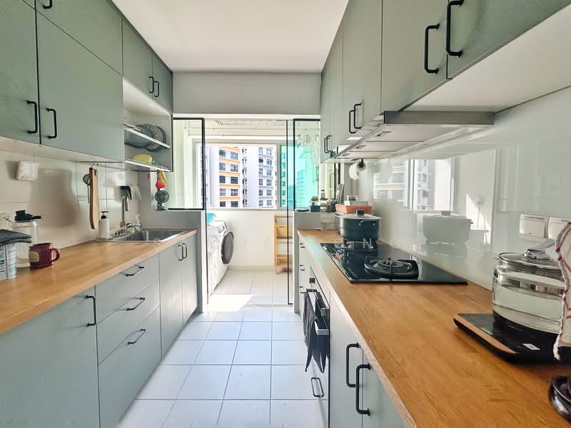 326D Anchorvale Road, 326D Anchorvale Road, 3 Bedrooms, 990 sqft, HDB Flat For Sale, by Samuel Ong, 500121118 - Kitchen - PropertyGuru.com.sg