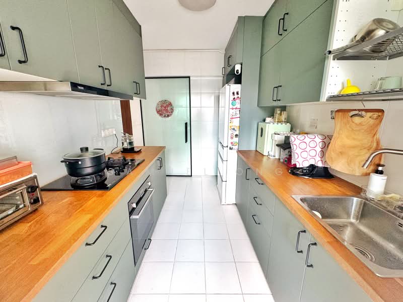 326D Anchorvale Road, 326D Anchorvale Road, 3 Bedrooms, 990 sqft, HDB Flat For Sale, by Samuel Ong, 500121118 - Kitchen - PropertyGuru.com.sg