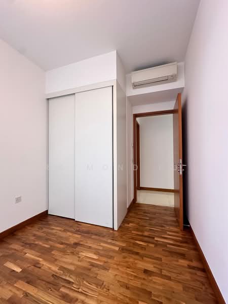 Woodhaven, 77 Woodgrove Avenue, 3 Bedrooms, 1,173 sqft, Condominium For Sale, by Raymond Fu, 500121120 - Common bedroom - PropertyGuru.com.sg