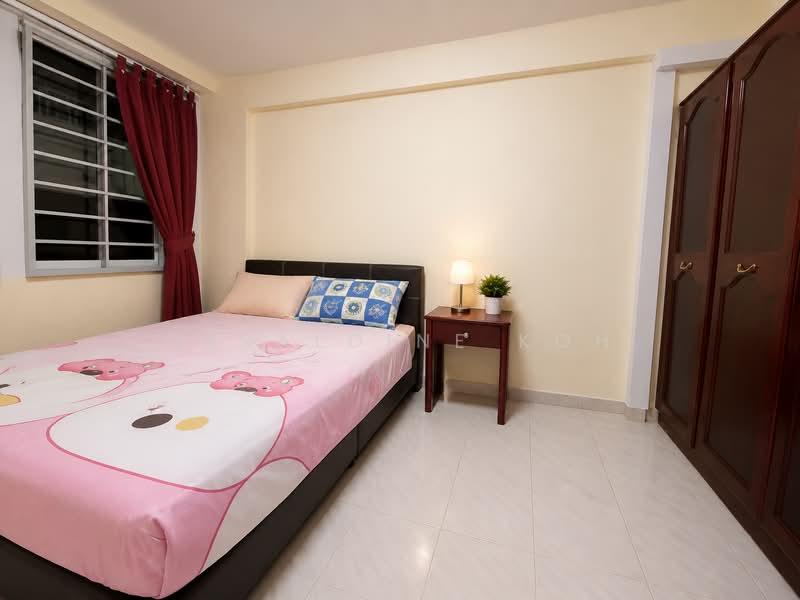 523 Bukit Batok Street 52, 523 Bukit Batok Street 52, 2 Bedrooms, 646 sqft, HDB Flat For Rent, by Geraldine Koh, 500121128 - Bedroom - PropertyGuru.com.sg