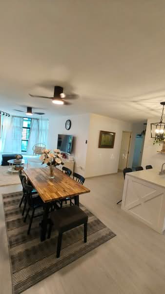 157C Rivervale Crescent, 157C Rivervale Crescent, 3 Bedrooms, 1,206 sqft, HDB Flat For Sale, by Eddie Tan, 500121130 - Living Room - PropertyGuru.com.sg