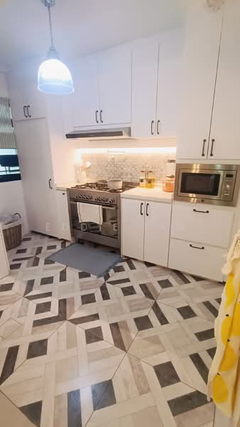 157C Rivervale Crescent, 157C Rivervale Crescent, 3 Bedrooms, 1,206 sqft, HDB Flat For Sale, by Eddie Tan, 500121130 - Kitchen - PropertyGuru.com.sg