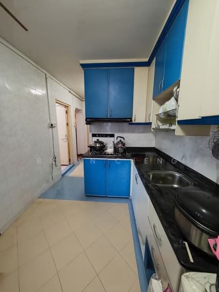 663A Jurong West Street 65, 663A Jurong West Street 65, 3 Bedrooms, 1,184 sqft, HDB Flat For Sale, by Bryan Cheng, 500121135 - Kitchen - PropertyGuru.com.sg