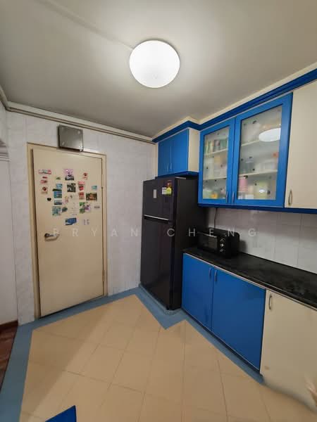 663A Jurong West Street 65, 663A Jurong West Street 65, 3 Bedrooms, 1,184 sqft, HDB Flat For Sale, by Bryan Cheng, 500121135 - Kitchen - PropertyGuru.com.sg