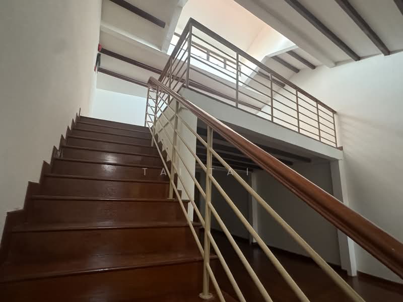 4 Upper Dickson F&B, , 2,022 sqft, Shop / Shophouse For Rent, by Tai Tai, 500121139 - mezzanine/office - CommercialGuru.com.sg