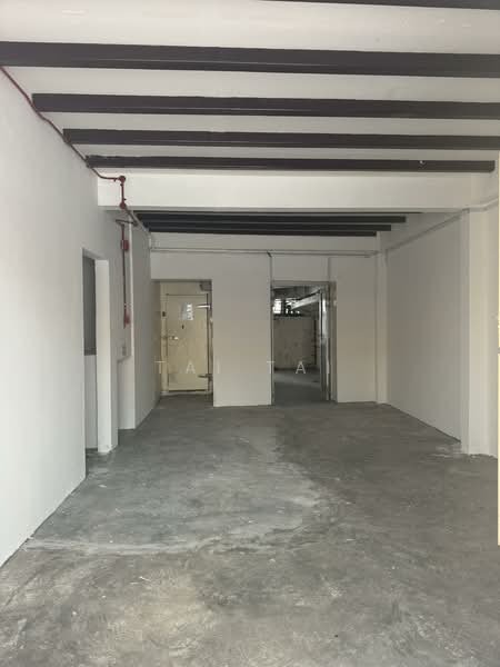 4 Upper Dickson F&B, , 2,022 sqft, Shop / Shophouse For Rent, by Tai Tai, 500121139 - Ground floor shop front - CommercialGuru.com.sg