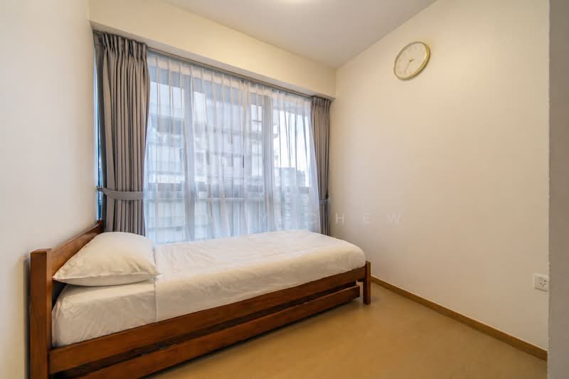 The Florence Residences, 81 Hougang Avenue 2, 3 Bedrooms, 1,076 sqft, Condominium For Sale, by Grady Chew, 500121160 - Bedroom - PropertyGuru.com.sg