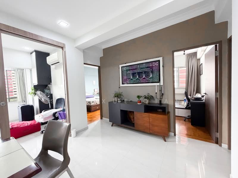 Neptune Court, 5 Marine Vista, 3 Bedrooms, 1,636 sqft, Apartment For Sale, by Siok Xue Qian, 500121169 - Living Room - PropertyGuru.com.sg