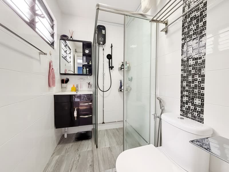 336 Woodlands Avenue 1, 336 Woodlands Avenue 1, 3 Bedrooms, 1,108 sqft, HDB Flat For Sale, by Nat Tjew, 500121173 - Bathroom - PropertyGuru.com.sg