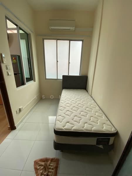 Dedap Gardens, Dedap Link, Room Rental, 350 sqft, Semi-Detached House For Rent, by Jason Thoh, 500121174 - Bedroom - PropertyGuru.com.sg