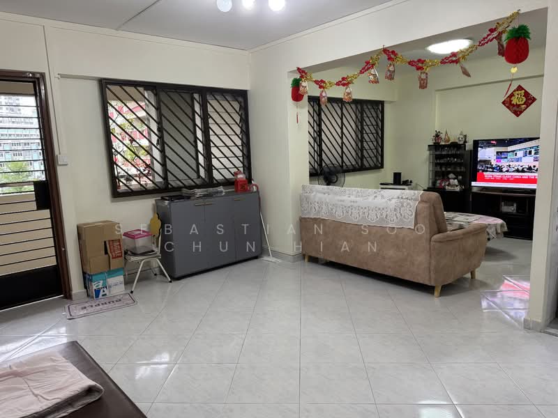 153 Yung Ho Road, 153 Yung Ho Road, 3 Bedrooms, 1,119 sqft, HDB Flat For Sale, by Sebastian Soo Chun Hian, 500121175 - Living Room - PropertyGuru.com.sg