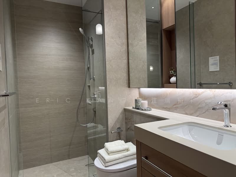 Vela Bay, Bayshore Road, 2 Bedrooms, 689 sqft, Condominium For Sale, by Eric KANG (江瑞裕), 500121177 - Bathroom - PropertyGuru.com.sg