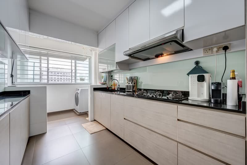 469A Sengkang West Way, 469A Sengkang West Way, 3 Bedrooms, 1,216 sqft, HDB Flat For Sale, by Shawn Khoo, 500121187 - Kitchen - PropertyGuru.com.sg
