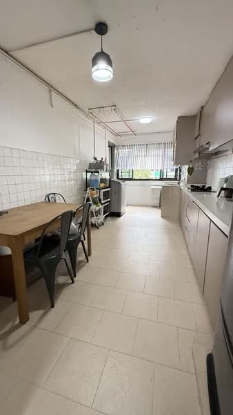 206 Marsiling Drive, 206 Marsiling Drive, 2 Bedrooms, 731 sqft, HDB Flat For Sale, by Khai ., 500121191 - Kitchen - PropertyGuru.com.sg