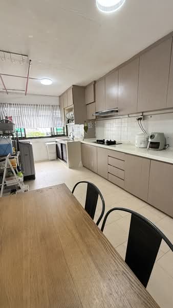 206 Marsiling Drive, 206 Marsiling Drive, 2 Bedrooms, 731 sqft, HDB Flat For Sale, by Khai ., 500121191 - Kitchen - PropertyGuru.com.sg