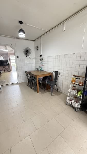 206 Marsiling Drive, 206 Marsiling Drive, 2 Bedrooms, 731 sqft, HDB Flat For Sale, by Khai ., 500121191 - Dining Room - PropertyGuru.com.sg