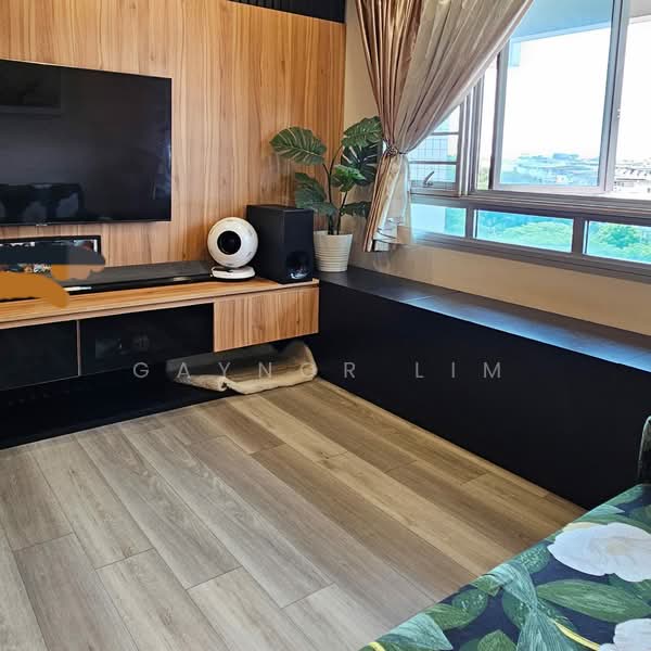 988A Buangkok Green, 988A Buangkok Green, 3 Bedrooms, 1,001 sqft, HDB Flat For Sale, by Gaynor Lim, 500121211 - Living Room - PropertyGuru.com.sg