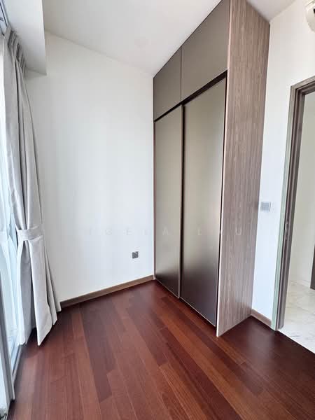 Queens Peak, 3 Dundee Road, 3 Bedrooms, 1,001 sqft, Condominium For Sale, by Angela Lau, 500121221 - Bedroom - PropertyGuru.com.sg