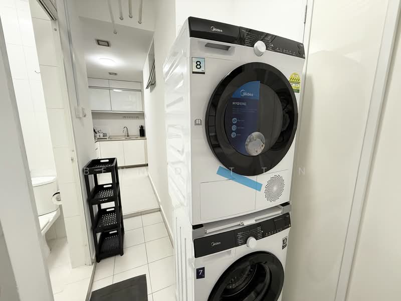 The Centris, 69 Jurong West Central 3, Room Rental, 200 sqft, Apartment For Rent, by Bennedict Tan, 500121224 - Kitchen - PropertyGuru.com.sg