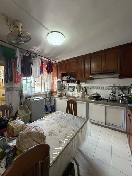 440 Choa Chu Kang Avenue 4, 440 Choa Chu Kang Avenue 4, 3 Bedrooms, 1,144 sqft, HDB Flat For Sale, by Javier Chew, 500121234 - Kitchen - PropertyGuru.com.sg