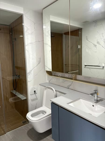 AMO Residence, 21 Ang Mo Kio Rise, 2 Bedrooms, 678 sqft, Condominium For Sale, by Yeo Tong Boon, 500121238 - Bathroom - PropertyGuru.com.sg