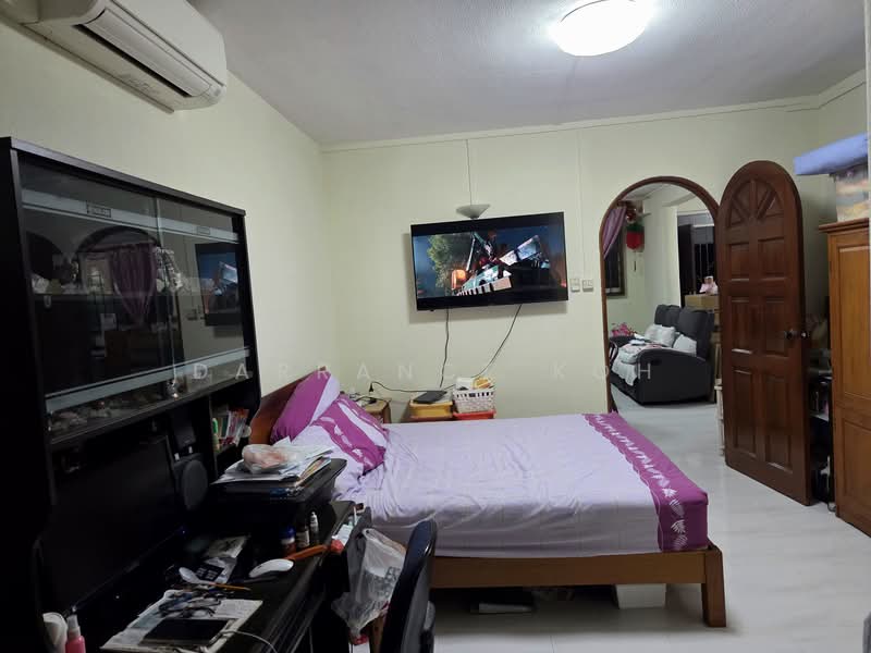 12 Toh Yi Drive, 12 Toh Yi Drive, 3 Bedrooms, 1,119 sqft, HDB Flat For Sale, by Darrance Koh, 500121243 - Bedroom - PropertyGuru.com.sg