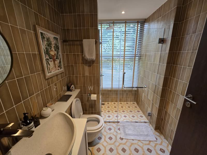 Sophia Residence, 9 Sophia Road, 3 Bedrooms, 1,055 sqft, Condominium For Rent, by Zhi Wei Tan, 500121246 - Bathroom - PropertyGuru.com.sg