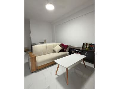 For Rent - 445 Tampines Street 42