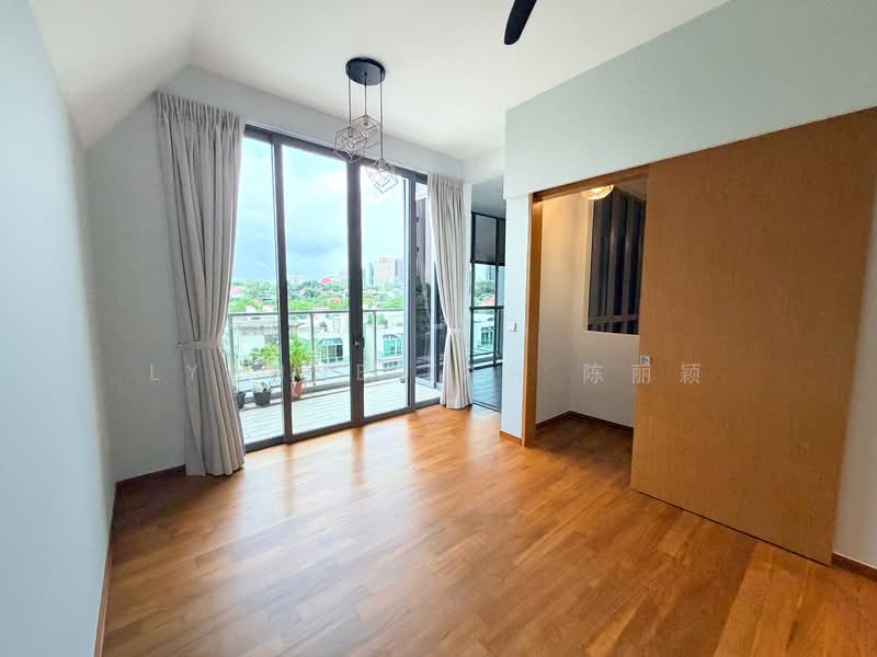 Mon Jervois, 47 Jervois Road, 3 Bedrooms, 1,475 sqft, Condominium For Sale, by Lyanne Tan 陈丽颖, 500121275 - Balcony - PropertyGuru.com.sg