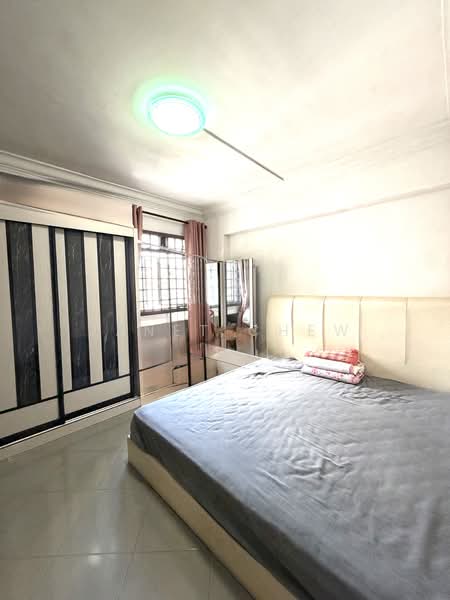 748 Woodlands Circle, 748 Woodlands Circle, 3 Bedrooms, 1,108 sqft, HDB Flat For Sale, by Janet Chew, 500121276 - Bedroom - PropertyGuru.com.sg