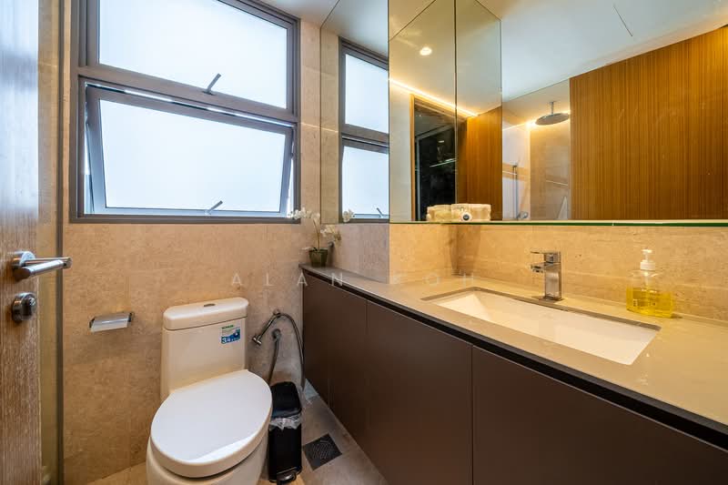 The Lanai, 144 Hillview Avenue, 3 Bedrooms, 1,044 sqft, Condominium For Sale, by Alan Koh, 500121277 - Bathroom - PropertyGuru.com.sg