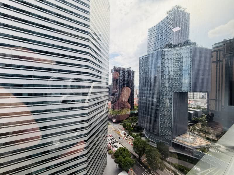 Gateway East, 152 Beach Road, 2,240 sqft, Office For Rent, by Preston Tan, 500121279 - Exterior - CommercialGuru.com.sg