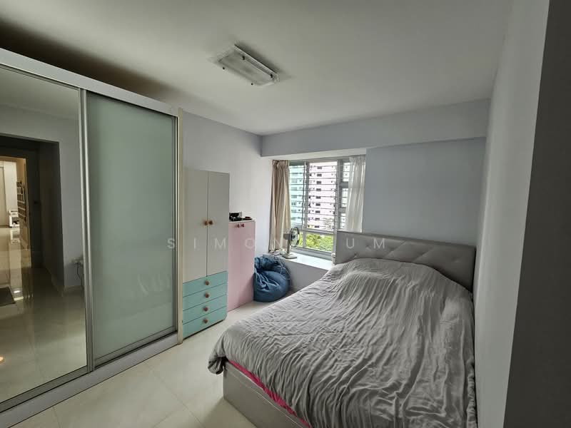 420 Clementi Avenue 1, 420 Clementi Avenue 1, 3 Bedrooms, 990 sqft, HDB Flat For Sale, by Simon Lum, 500121282 - Bedroom - PropertyGuru.com.sg