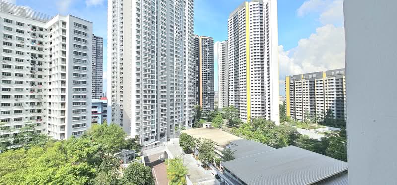 420 Clementi Avenue 1, 420 Clementi Avenue 1, 3 Bedrooms, 990 sqft, HDB Flat For Sale, by Simon Lum, 500121282 - PropertyGuru.com.sg