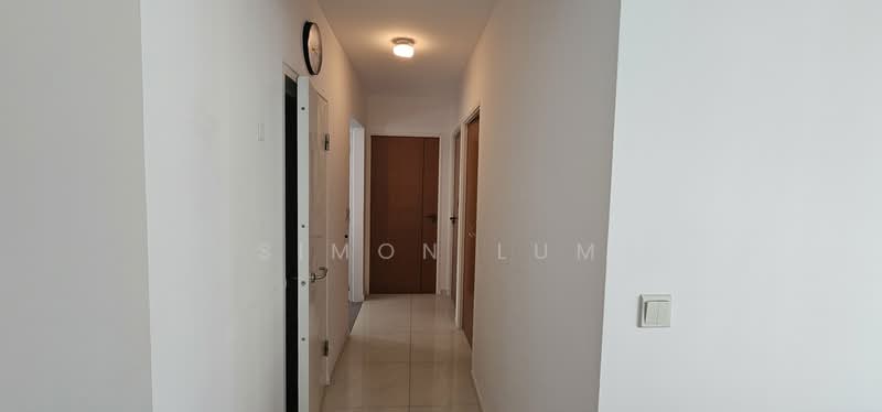 420 Clementi Avenue 1, 420 Clementi Avenue 1, 3 Bedrooms, 990 sqft, HDB Flat For Sale, by Simon Lum, 500121282 - Corridor - PropertyGuru.com.sg