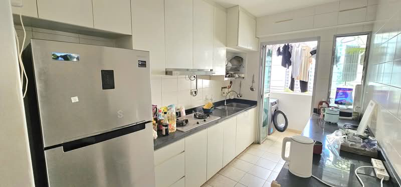 420 Clementi Avenue 1, 420 Clementi Avenue 1, 3 Bedrooms, 990 sqft, HDB Flat For Sale, by Simon Lum, 500121282 - Kitchen - PropertyGuru.com.sg